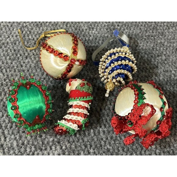 VINTAGE Christmas Ornaments Push Pin Beaded Satin Sequin Lot Of 5 #11 - Picture 1 of 9